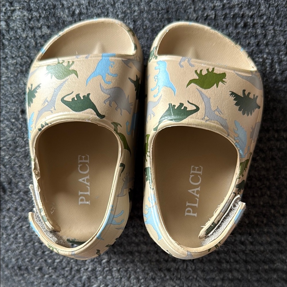 The Children's Place Cream and Green Dinosaur Sandals
